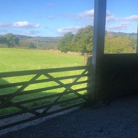 The Milking Parlour At Berthllwyd Villa Quakers Yard Bagian luar foto